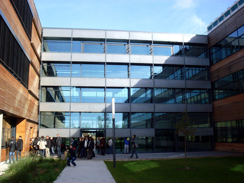 Austrian Institute of Technology (AIT) Energetski efikasna zgrada- Austrian Institute of Technology (AIT)
